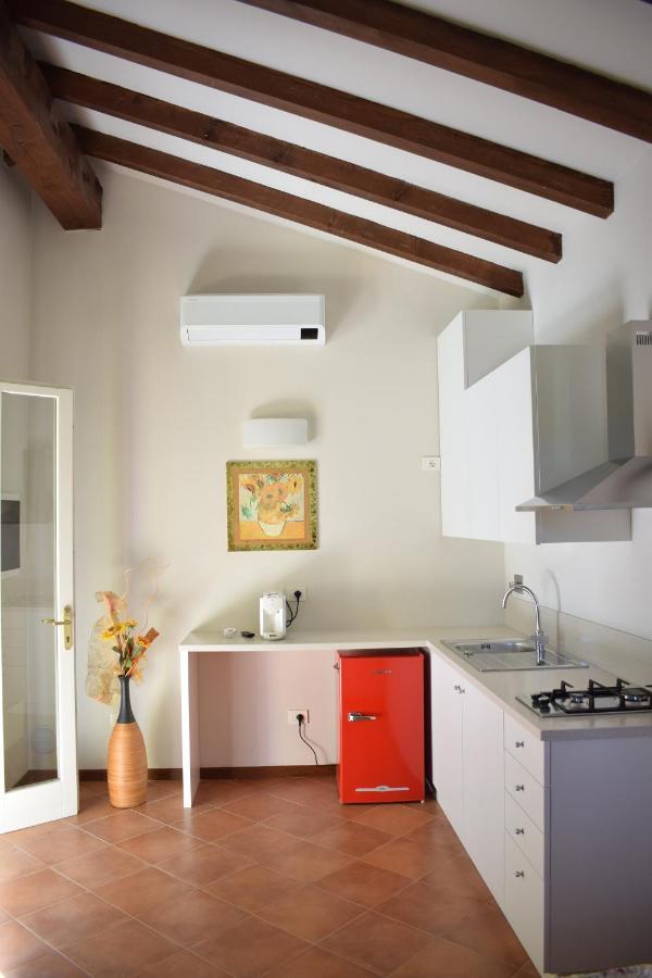 Villa Casetti B&B Fontanelice エクステリア 写真